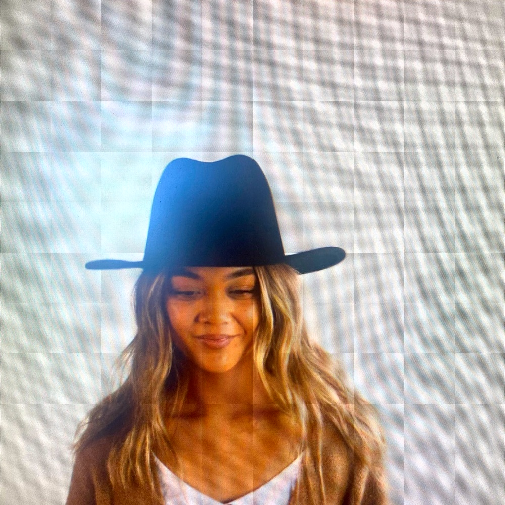 Brand new size S/M adjustable hat by Gigi Pip